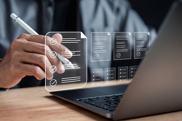 Navegando en la página web del portal de empleados